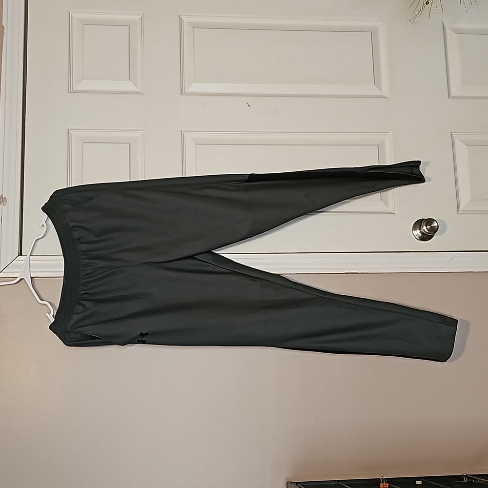 Men's Fitted Under Armour Warm up pants